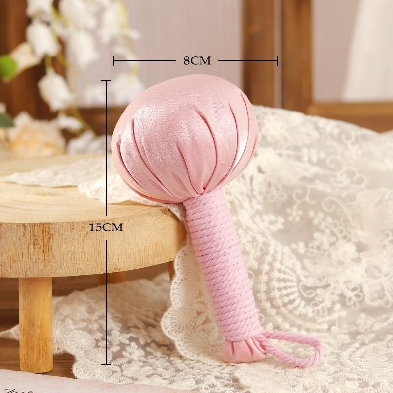 【周りを気にせずリフレッシュ】ミニ よもぎマッサージハンマー キーホルダー｜よもぎ ほのかな香り 肩こり ツボ押し 持ち運び 和装小物 癒しグッズ プチギフト